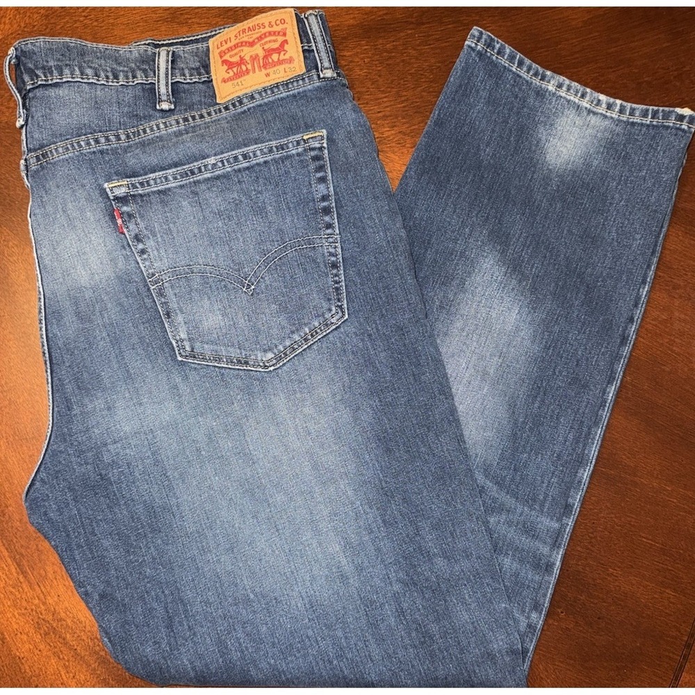 Levi 541 Mens Jeans Size 40x32 Athletic Taper Stretch Dark Wash Denim Distressed
